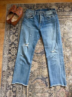 Vince Vintage-Style Distressed Women's Jeans - Light Blue 25